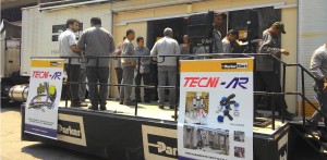 Empresas atendidas pelo Distribuidor Premier TECNI-AR visitando o Parker Road Show